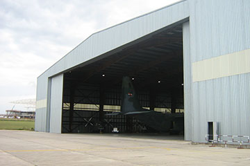 Hangar Aeropuerto Carrasco